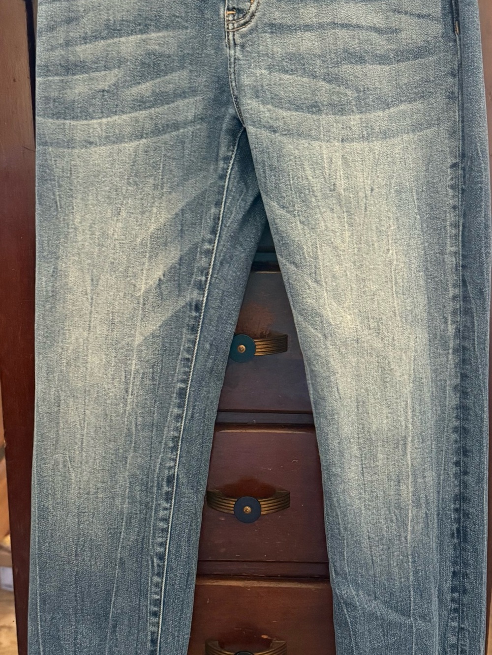 KanCan Light Wash Straight Leg Jeans in Faded Blue